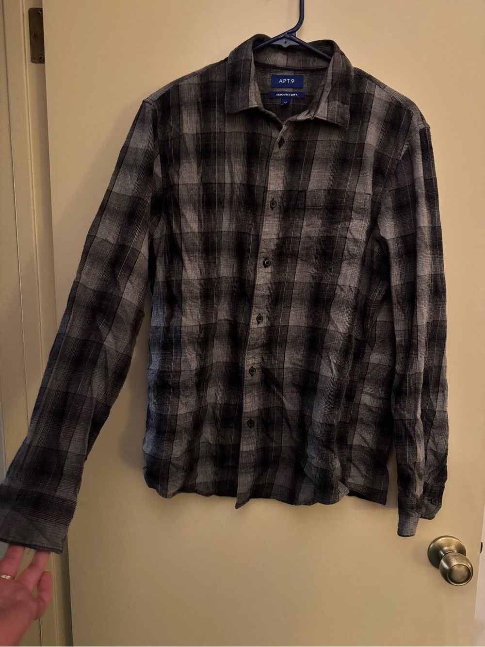 Apt. 9 Black & Gray Plaid Button-Down Shirt